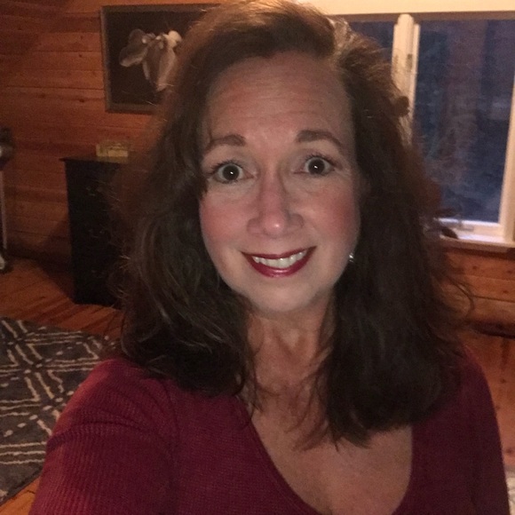 Meet your Posher, Mary - Picture 2 of 3